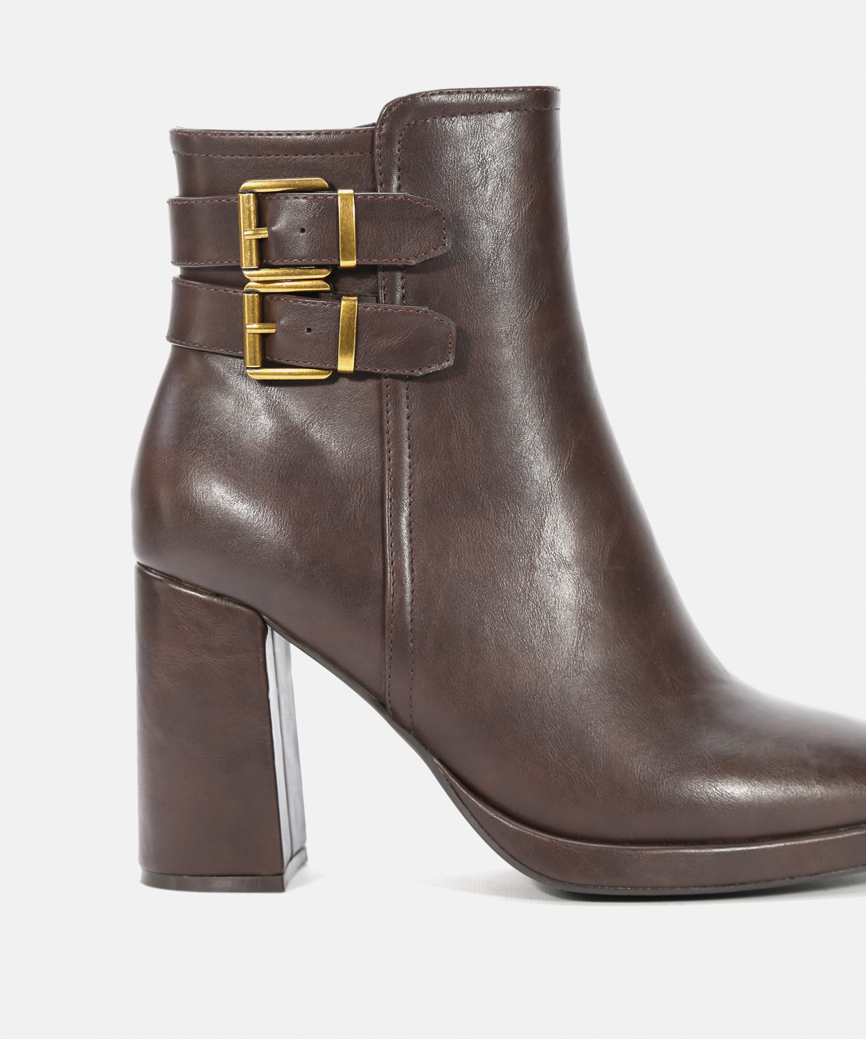 Botines marrones tac&oacute;n doble hebilla image number null